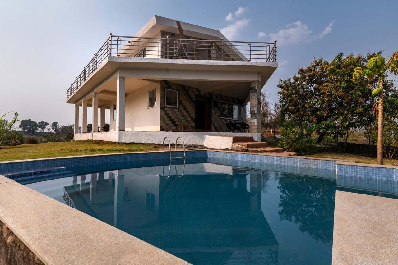 Aqua & Sage By Stayvista - Riverside Villa With Pool & Terrace كارجات المظهر الخارجي الصورة